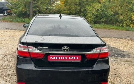 Toyota Camry, 2018 год, 2 300 000 рублей, 4 фотография