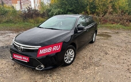 Toyota Camry, 2018 год, 2 300 000 рублей, 2 фотография