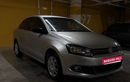 Volkswagen Polo VI (EU Market), 2013 год, 670 000 рублей, 3 фотография