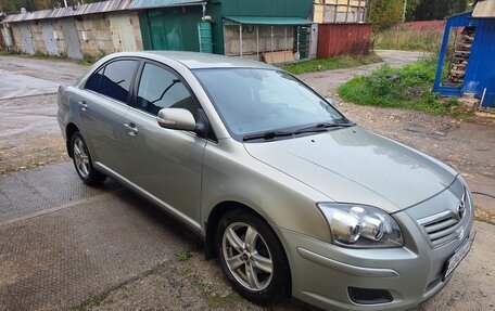 Toyota Avensis III рестайлинг, 2008 год, 730 000 рублей, 1 фотография
