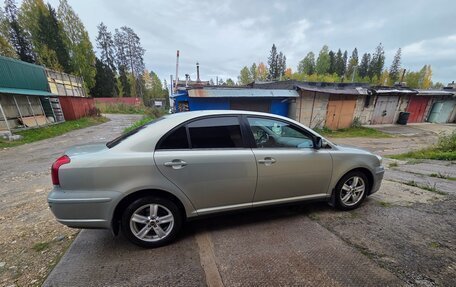 Toyota Avensis III рестайлинг, 2008 год, 730 000 рублей, 2 фотография