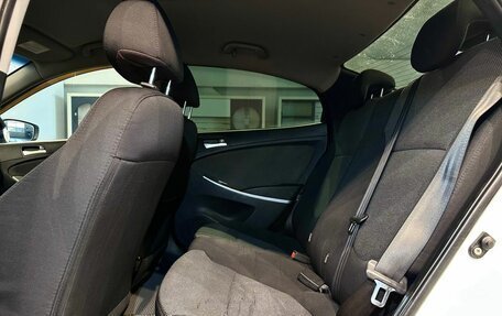 Hyundai Solaris II рестайлинг, 2013 год, 800 000 рублей, 11 фотография