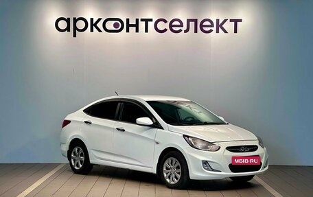 Hyundai Solaris II рестайлинг, 2013 год, 800 000 рублей, 3 фотография