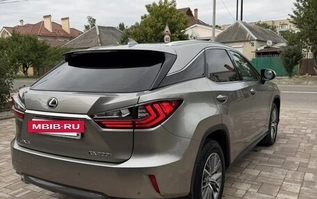 Lexus RX IV рестайлинг, 2017 год, 3 150 000 рублей, 7 фотография