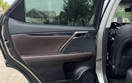 Lexus RX IV рестайлинг, 2017 год, 3 150 000 рублей, 13 фотография