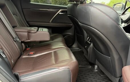 Lexus RX IV рестайлинг, 2017 год, 3 150 000 рублей, 16 фотография