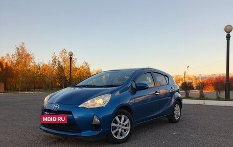 Toyota Aqua I, 2014 год, 749 000 рублей, 2 фотография