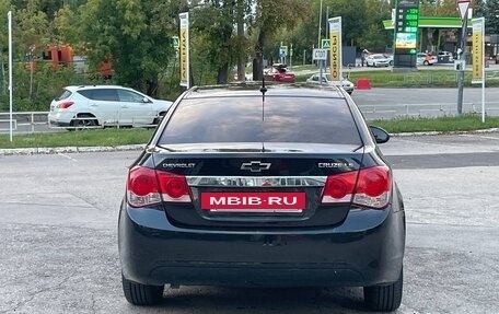 Chevrolet Cruze II, 2012 год, 700 000 рублей, 10 фотография