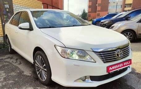 Toyota Camry, 2014 год, 1 250 000 рублей, 6 фотография