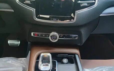 Volvo XC90 II рестайлинг, 2023 год, 7 251 637 рублей, 9 фотография