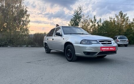 Daewoo Nexia I рестайлинг, 2011 год, 100 000 рублей, 2 фотография