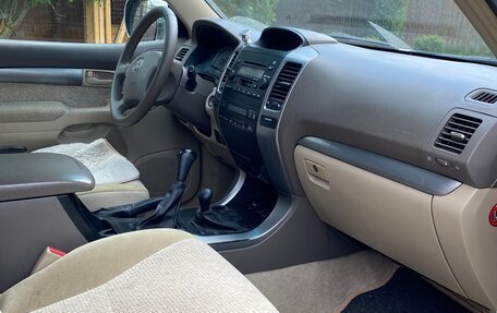 Toyota Land Cruiser Prado 120 рестайлинг, 2006 год, 1 250 000 рублей, 7 фотография