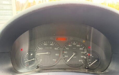 Peugeot Partner II рестайлинг 2, 2007 год, 200 000 рублей, 9 фотография