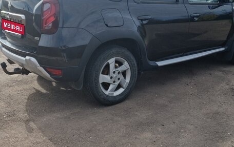Renault Duster I рестайлинг, 2015 год, 1 100 000 рублей, 4 фотография