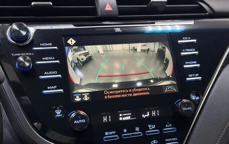 Toyota Camry, 2019 год, 2 590 000 рублей, 12 фотография