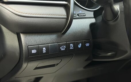 Toyota Camry, 2019 год, 2 590 000 рублей, 16 фотография