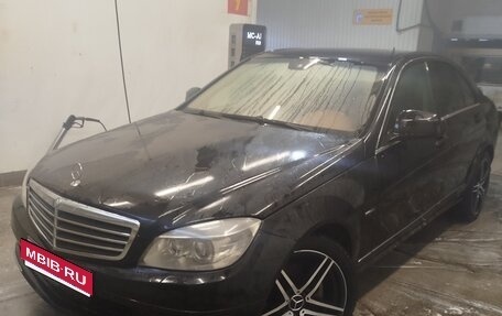 Mercedes-Benz C-Класс, 2008 год, 800 000 рублей, 1 фотография