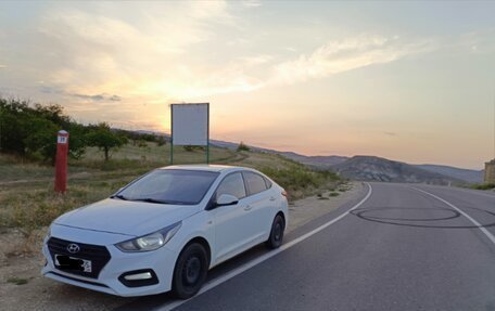 Hyundai Solaris II рестайлинг, 2017 год, 680 000 рублей, 3 фотография