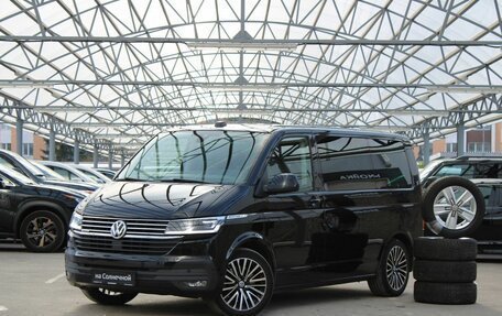 Volkswagen Multivan T6 рестайлинг, 2019 год, 5 990 000 рублей, 1 фотография