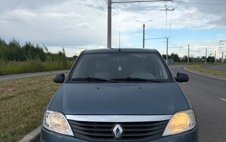 Renault Logan I, 2011 год, 380 000 рублей, 2 фотография