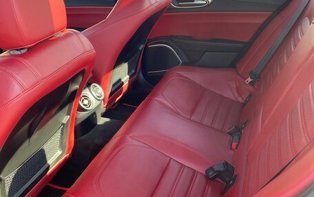 Alfa Romeo Giulia II, 2017 год, 3 000 000 рублей, 6 фотография