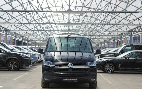 Volkswagen Multivan T6 рестайлинг, 2019 год, 5 990 000 рублей, 8 фотография