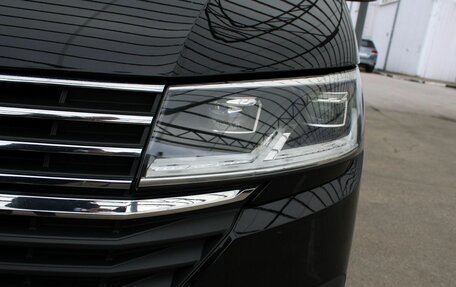 Volkswagen Multivan T6 рестайлинг, 2019 год, 5 990 000 рублей, 9 фотография