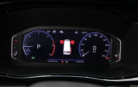 Volkswagen Multivan T6 рестайлинг, 2019 год, 5 990 000 рублей, 13 фотография
