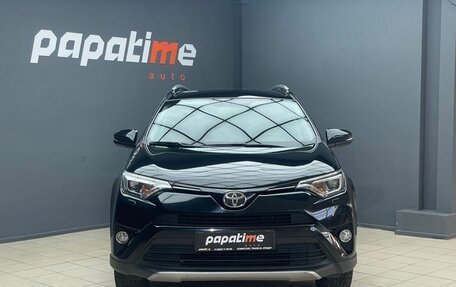 Toyota RAV4, 2019 год, 2 199 000 рублей, 2 фотография