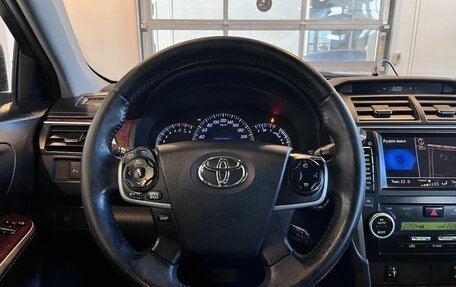 Toyota Camry, 2012 год, 1 540 000 рублей, 10 фотография