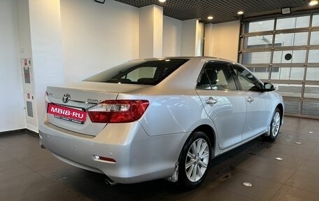 Toyota Camry, 2012 год, 1 540 000 рублей, 3 фотография