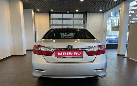 Toyota Camry, 2012 год, 1 540 000 рублей, 4 фотография