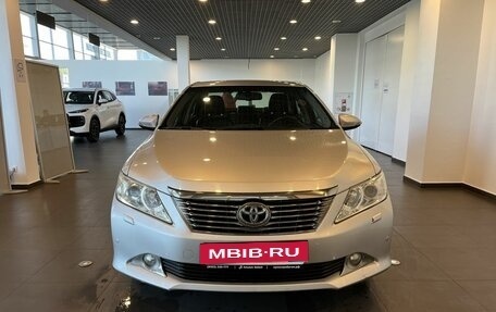 Toyota Camry, 2012 год, 1 540 000 рублей, 8 фотография