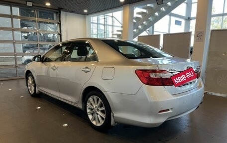 Toyota Camry, 2012 год, 1 540 000 рублей, 5 фотография