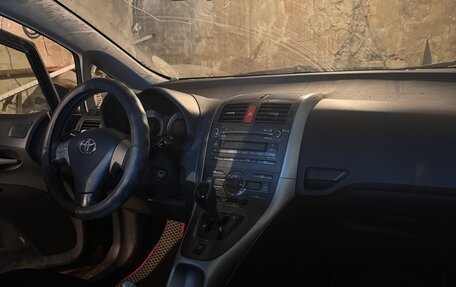 Toyota Auris II, 2007 год, 150 000 рублей, 10 фотография