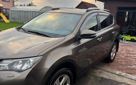 Toyota RAV4, 2013 год, 1 850 000 рублей, 4 фотография