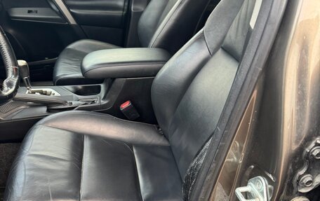 Toyota RAV4, 2013 год, 1 850 000 рублей, 8 фотография