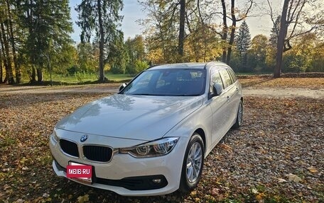 BMW 3 серия, 2016 год, 2 550 000 рублей, 3 фотография