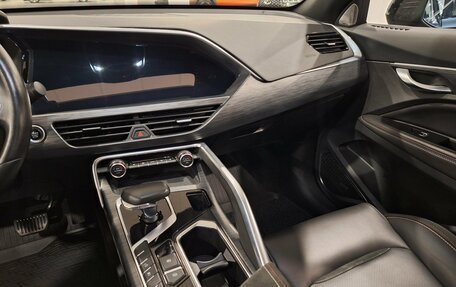 Geely Tugella FY11, 2023 год, 2 450 000 рублей, 20 фотография