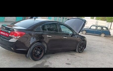 Chevrolet Cruze II, 2013 год, 725 000 рублей, 3 фотография