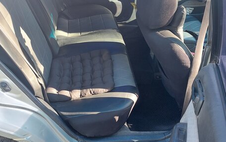 Toyota Carina, 1993 год, 250 000 рублей, 3 фотография