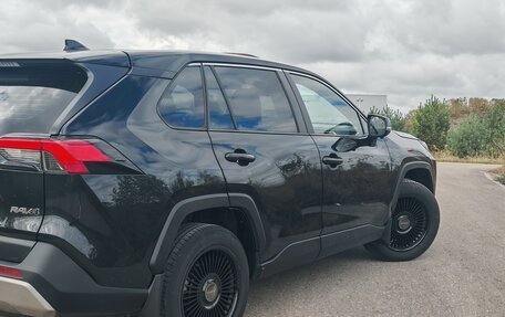 Toyota RAV4, 2022 год, 3 300 000 рублей, 13 фотография