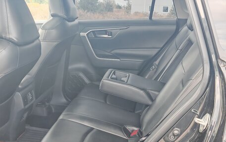 Toyota RAV4, 2022 год, 3 300 000 рублей, 20 фотография