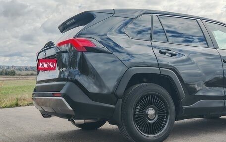 Toyota RAV4, 2022 год, 3 300 000 рублей, 9 фотография