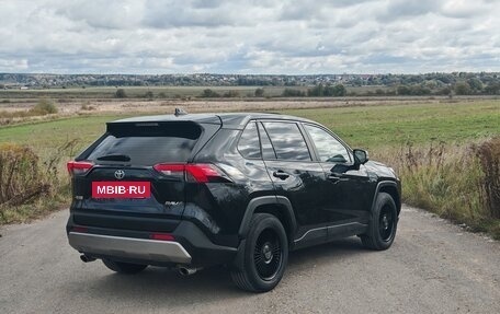 Toyota RAV4, 2022 год, 3 300 000 рублей, 11 фотография