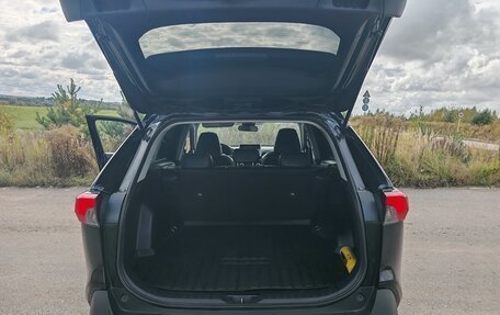Toyota RAV4, 2022 год, 3 300 000 рублей, 21 фотография