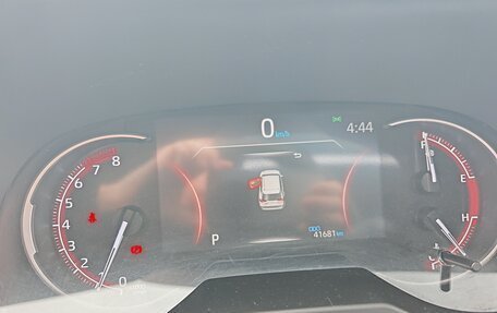 Toyota RAV4, 2022 год, 3 300 000 рублей, 24 фотография