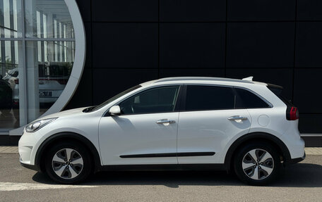 KIA Niro I, 2017 год, 2 124 000 рублей, 9 фотография