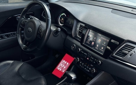KIA Niro I, 2017 год, 2 124 000 рублей, 16 фотография