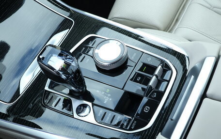 BMW X7, 2021 год, 9 800 000 рублей, 14 фотография